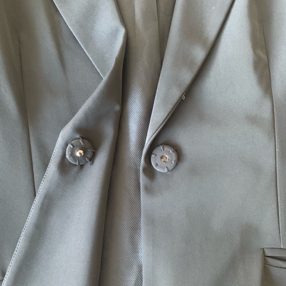 Elizabeth and James 3/4 Blazer - Picture 4 of 6